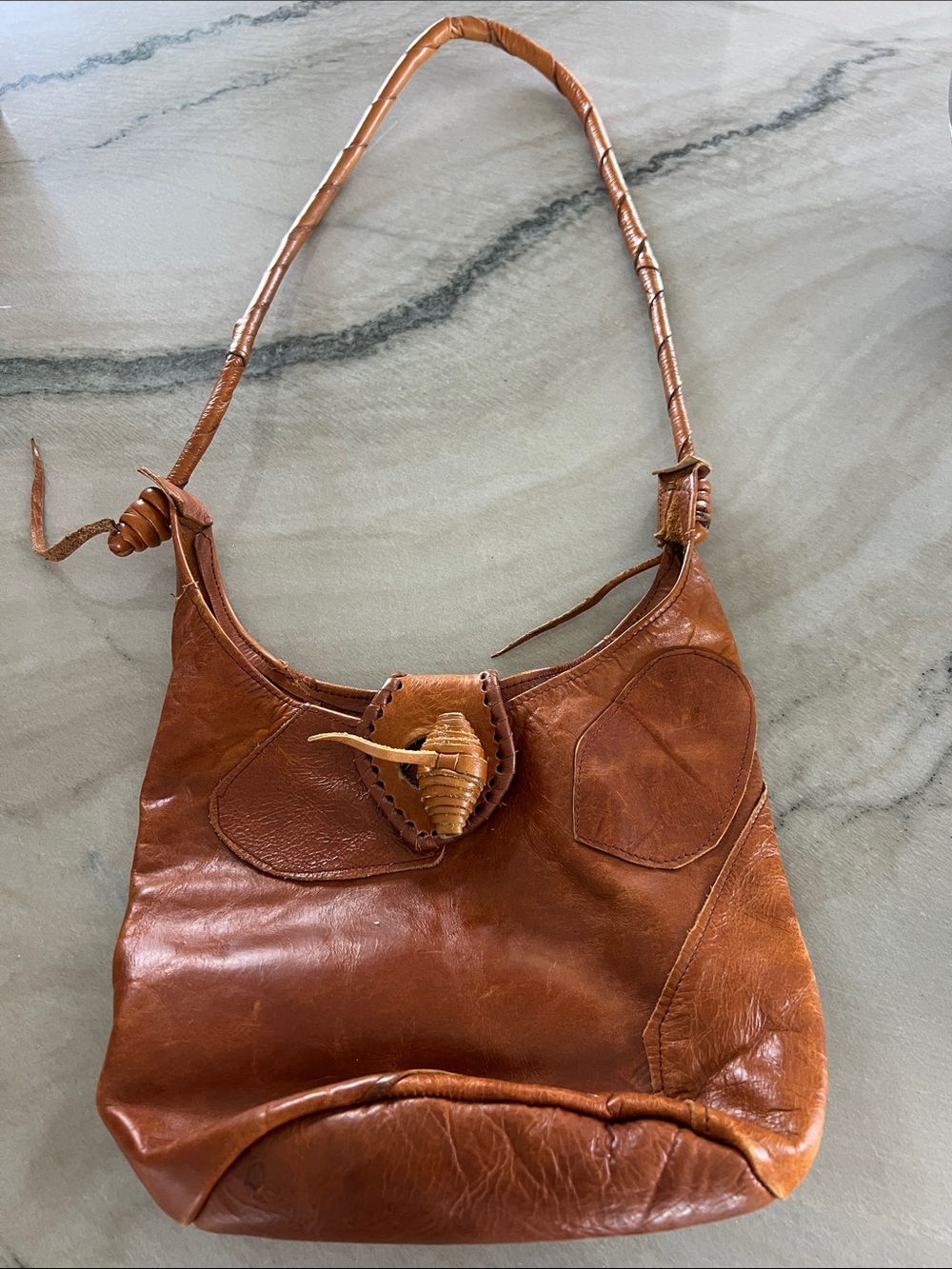 Leather Hobo Shoulder Bag in Tan